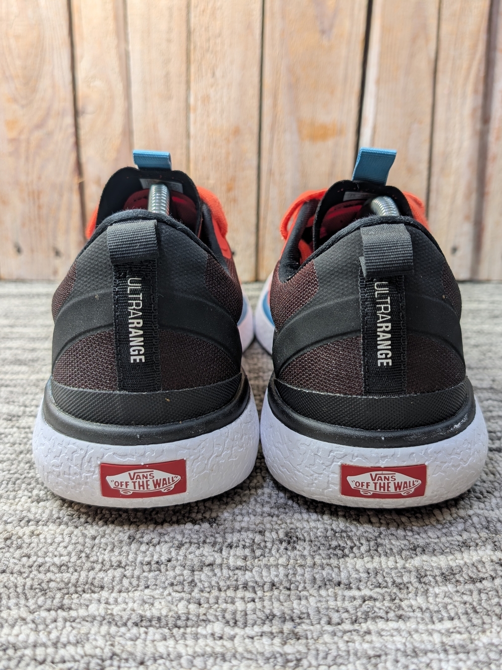 Vans UltraRange EXO MTE in the "Bright Orange" Size 10.5 Men/12 Women - Picture 3 of 9